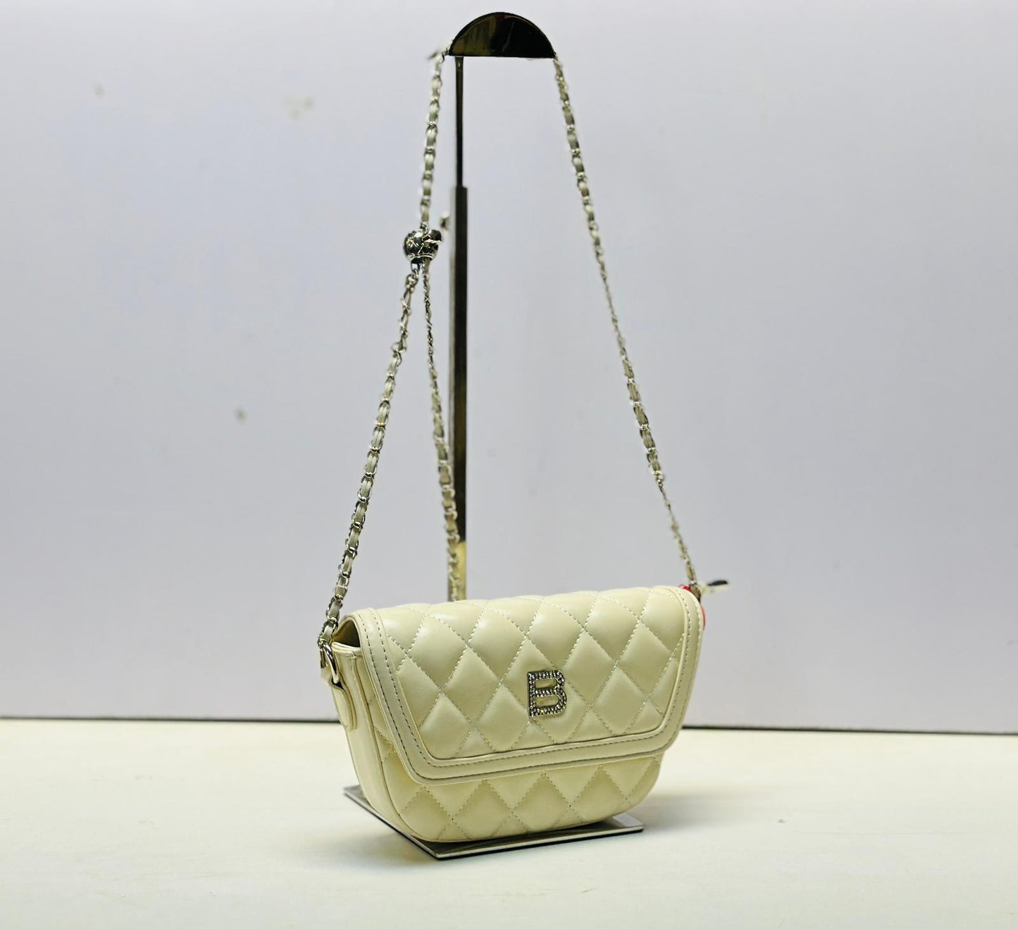 Quilted shoulder bag