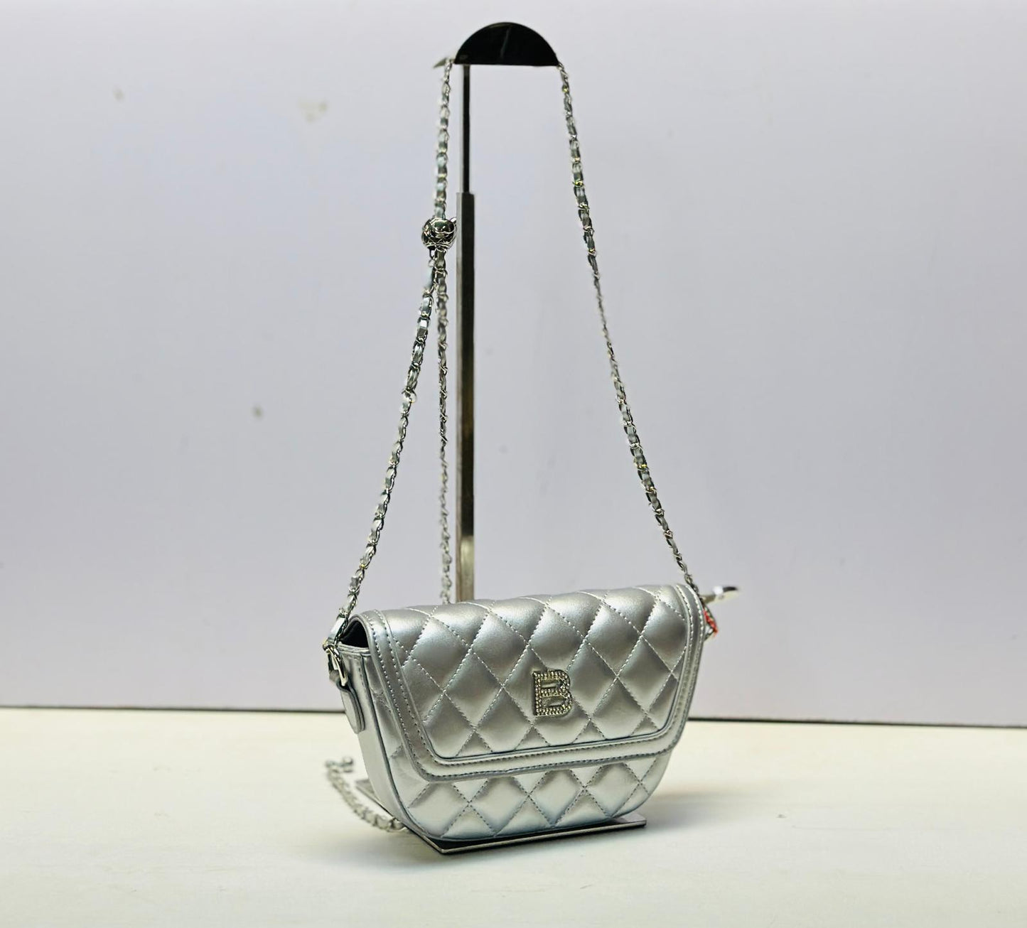 Quilted shoulder bag